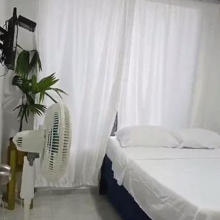 Hostal Javi Santa Marta  Exteriör bild